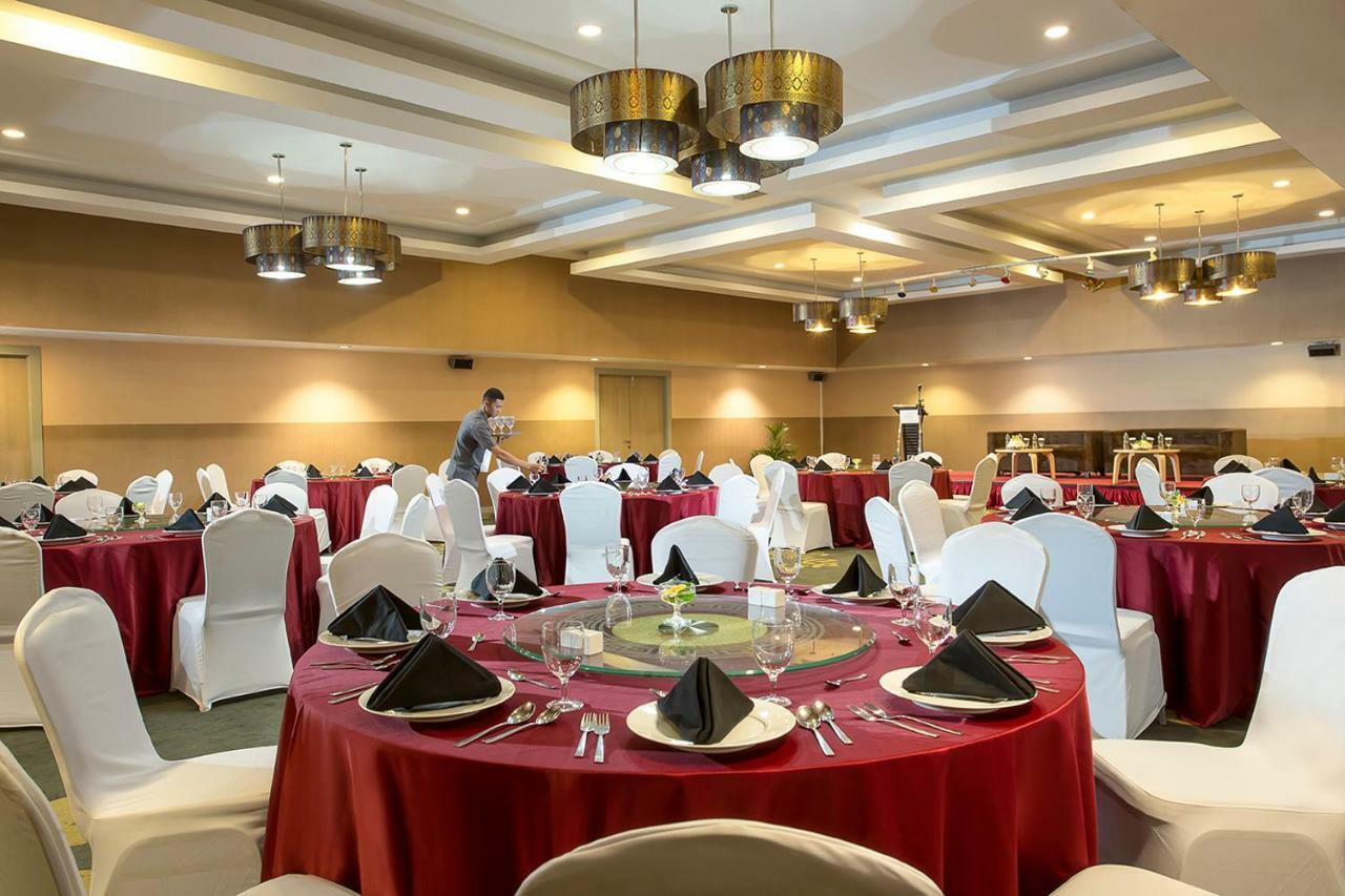 Khas Pekanbaru Hotel Ngoại thất bức ảnh